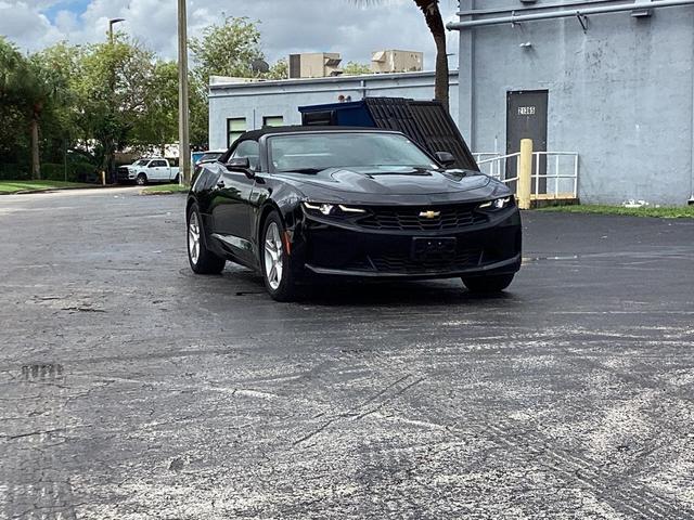 Photo of 2020 Black Chevrolet Camaro