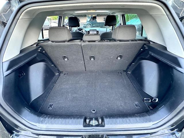 Photo of 2023 Onyx Black Hyundai VENUE