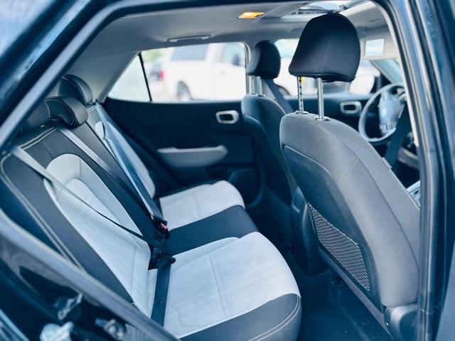 Photo of 2023 Onyx Black Hyundai VENUE
