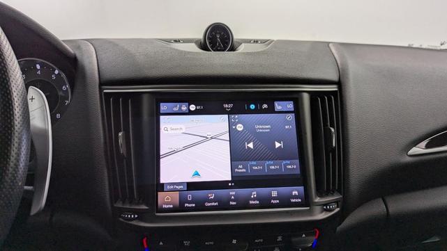 Photo of 2023 Bianco Maserati Levante