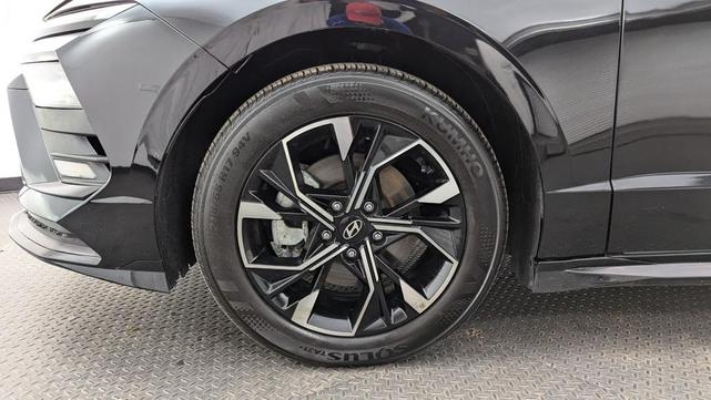 Photo of 2025 Abyss Black Hyundai SONATA