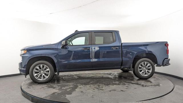 Photo of 2022 Northsky Blue Metallic Chevrolet Silverado 1500
