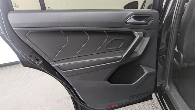 Photo of 2022 Deep Black Pearl Volkswagen Tiguan