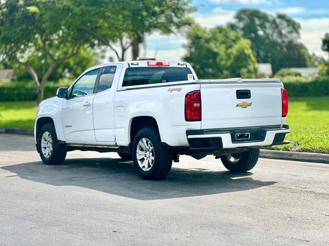 Photo of 2020 Summit White Chevrolet Colorado