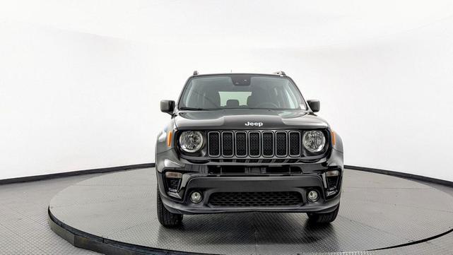 Photo of 2022 Black Clearcoat Jeep Renegade