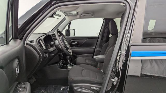 Photo of 2022 Black Clearcoat Jeep Renegade