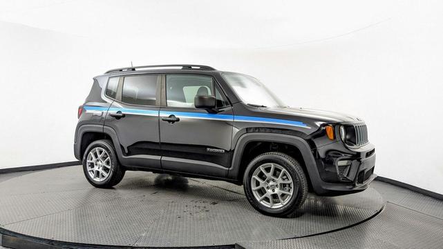 Photo of 2022 Black Clearcoat Jeep Renegade