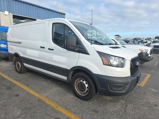 Photo of 2022 Oxford White Ford Transit-150