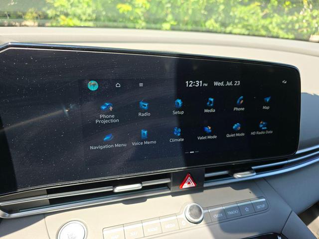 Photo of 2024 Serenity White Hyundai ELANTRA