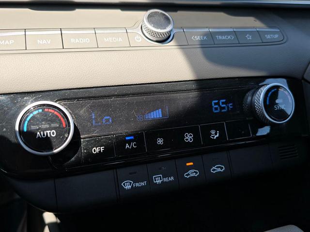 Photo of 2024 Serenity White Hyundai ELANTRA
