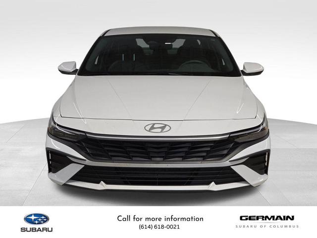 Photo of 2024 Serenity White Hyundai ELANTRA