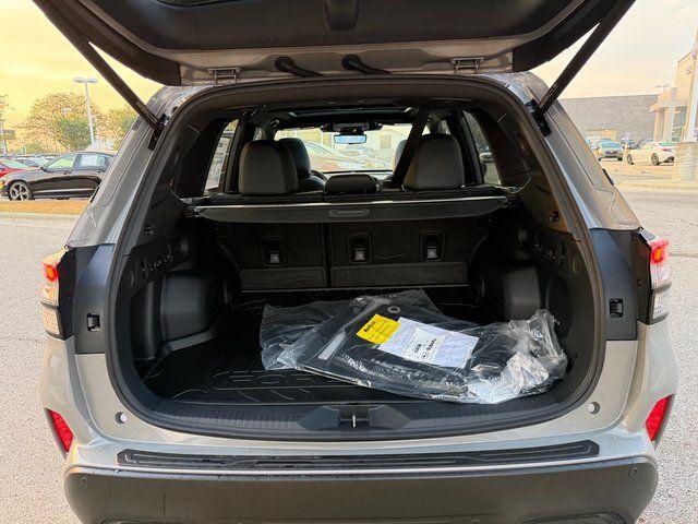 Photo of 2025 River Rock Pearl Subaru Forester