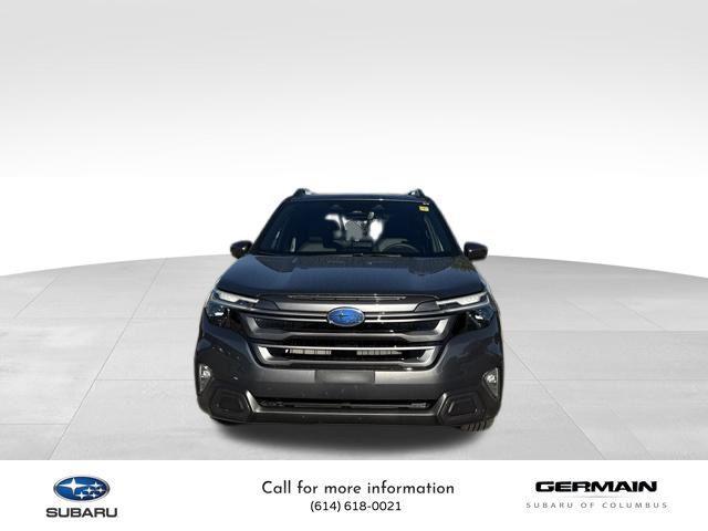 Photo of 2025 Magnetite Gray Metallic Subaru Forester
