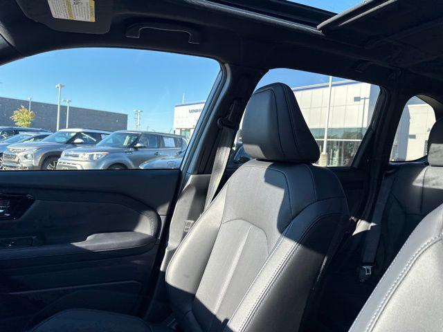Photo of 2025 Magnetite Gray Metallic Subaru Forester