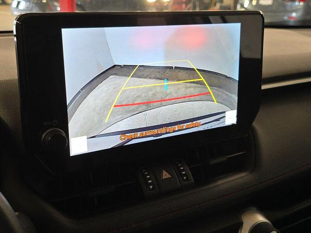 Photo of 2024 Ice Cap Toyota RAV4