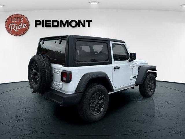 Photo of 2025 Bright White Clearcoat Jeep Wrangler