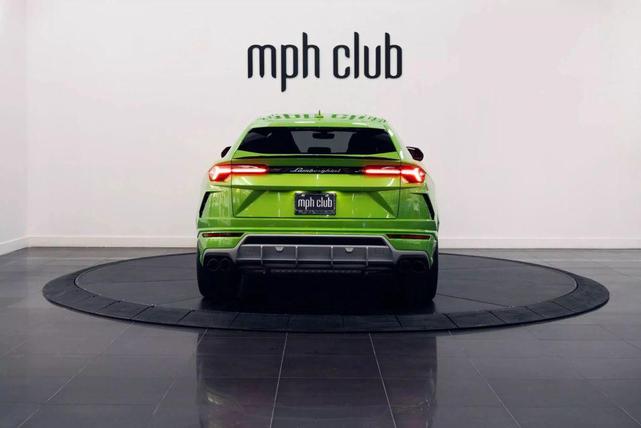 Photo of 2021 Green Lamborghini Urus