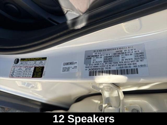 Photo of 2025 Snowflake White Pearl Mica Mazda CX-30