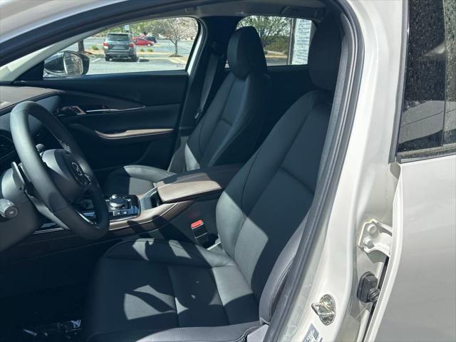 Photo of 2025 Snowflake White Pearl Mica Mazda CX-30