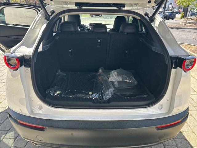 Photo of 2025 Snowflake White Pearl Mica Mazda CX-30