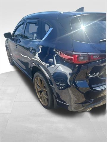 Photo of 2022 Deep Crystal Blue Mica Mazda CX-5