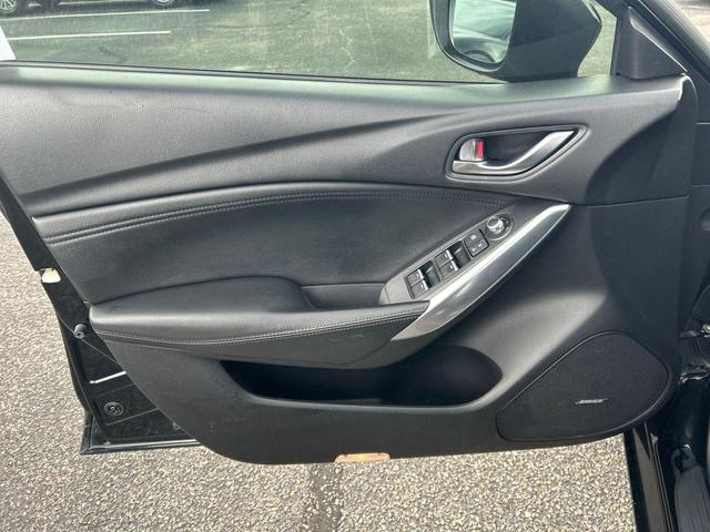 Photo of 2016 Jet Black Mica Mazda Mazda6