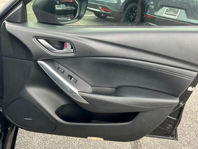 Photo of 2016 Jet Black Mica Mazda Mazda6