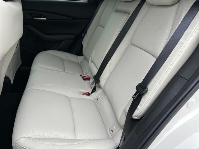 Photo of 2025 Pearl Mazda CX-30