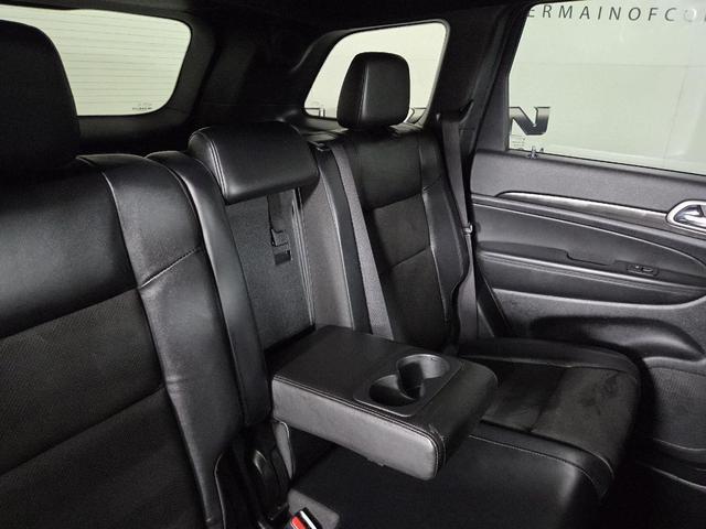 Photo of 2022 Diamond Black Crystal Pearlcoat Jeep Grand Cherokee