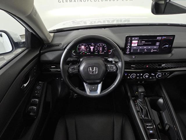 Photo of 2025 Platinum White Pearl Honda Accord Hybrid