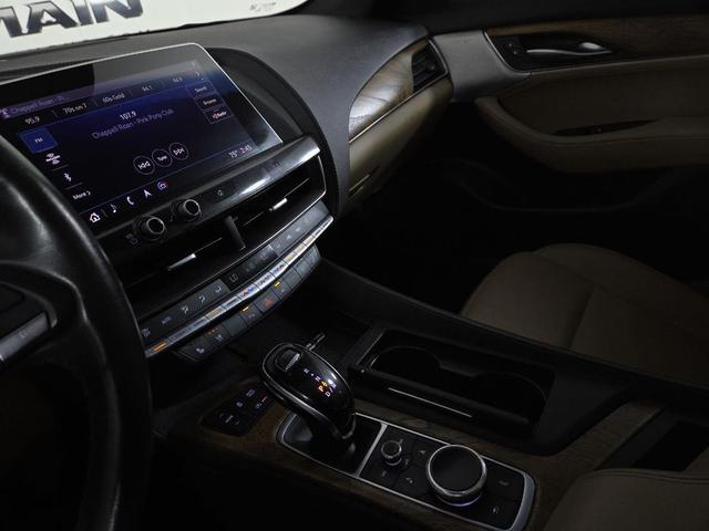 Photo of 2020 Crystal White Tricoat Cadillac CT5
