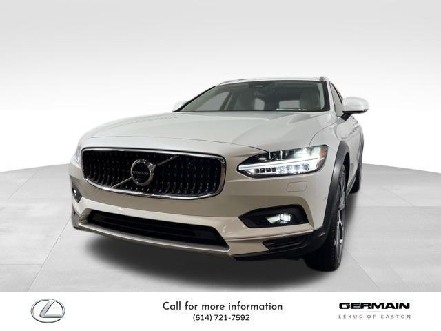 2023 Volvo V90 Cross Country
