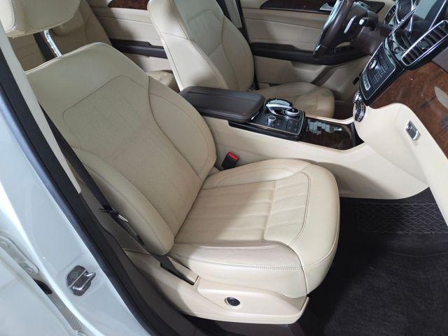 Photo of 2019 Polar White Mercedes-Benz GLS 450