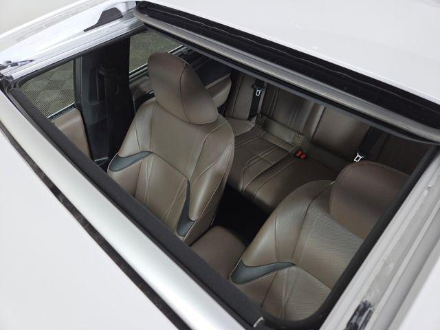 Photo of 2025 Pear Lexus ES 300h