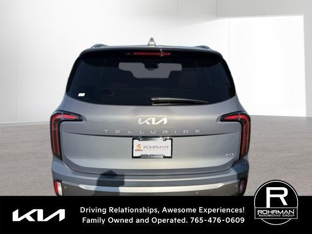 Photo of 2025 Everlasting Silver Kia Telluride
