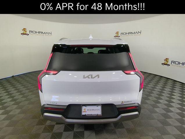 Photo of 2026 Desert Wind Kia EV9