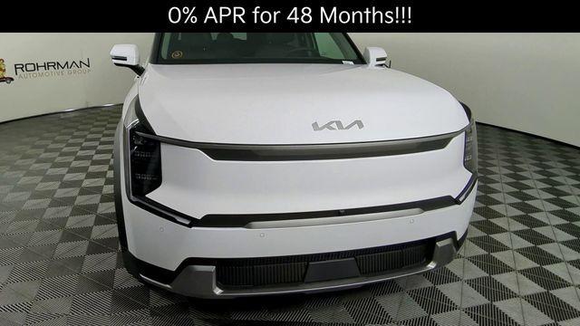 Photo of 2026 Desert Wind Kia EV9