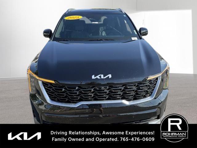 Photo of 2025 Ebony Black Kia Sorento