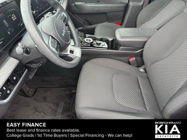 Photo of 2023 Gravity Gray Kia Sportage Hybrid