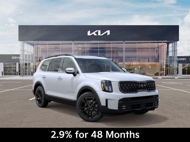 Photo of 2025 Glacial White Pearl Kia Telluride