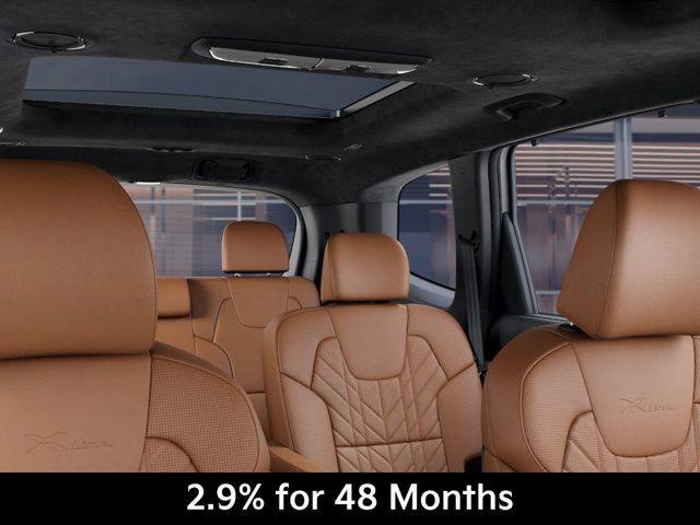 Photo of 2025 Glacial White Pearl Kia Telluride