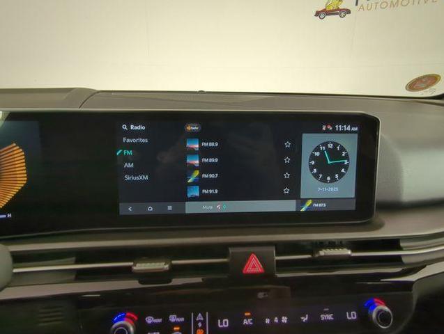 Photo of 2026 Gray Metallic Kia Sportage
