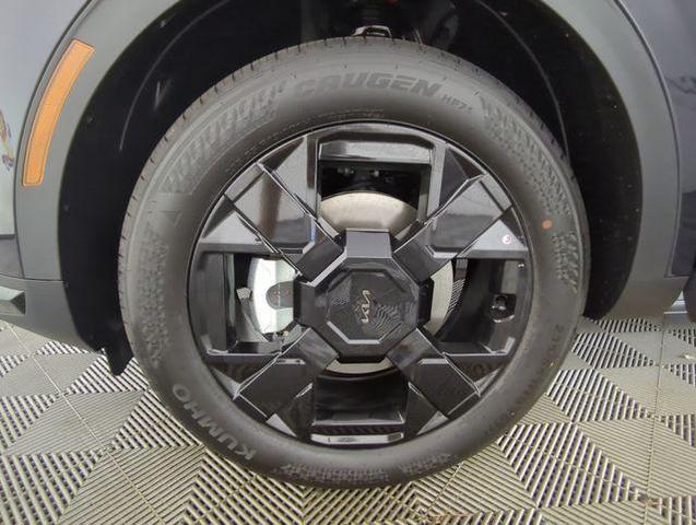 Photo of 2026 Gray Metallic Kia Sportage