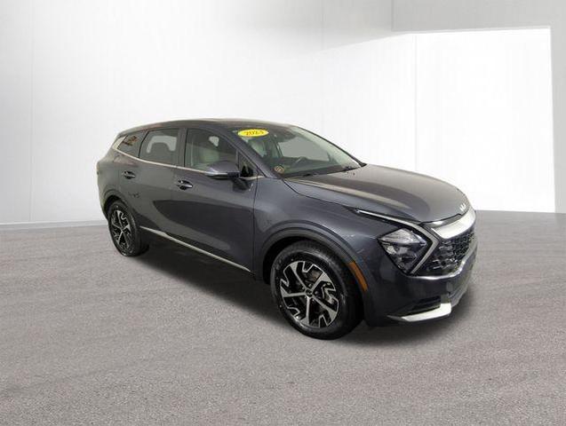 Photo of 2023 Gravity Gray Kia Sportage