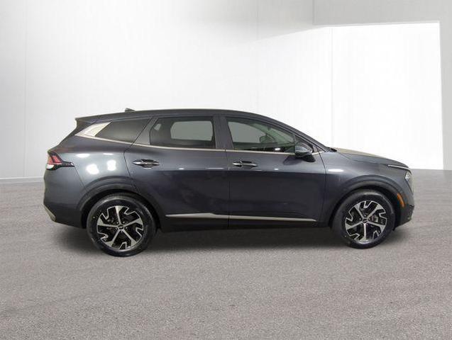 Photo of 2023 Gravity Gray Kia Sportage