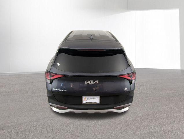 Photo of 2023 Gravity Gray Kia Sportage