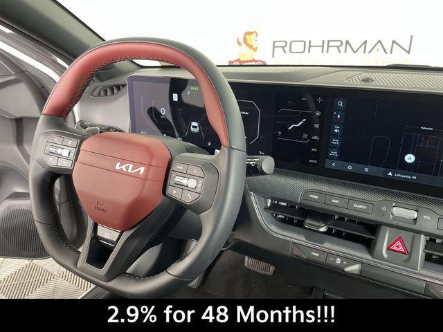 Photo of 2025 Snow White Pearl Kia K4