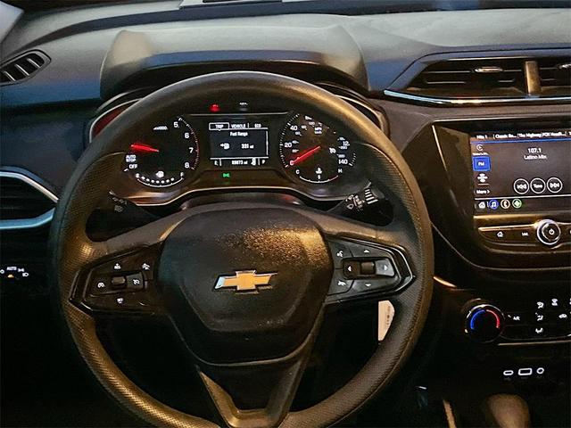 Photo of 2023 Summit White Chevrolet Trailblazer