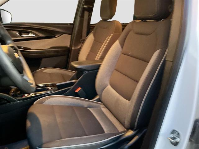 Photo of 2023 Summit White Chevrolet Trailblazer