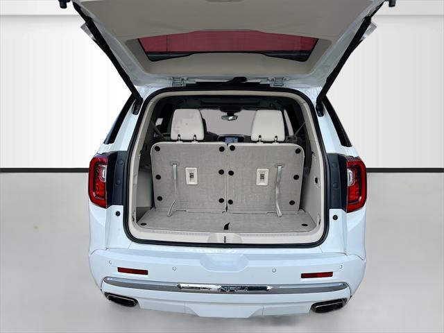 Photo of 2023 Summit White GMC Acadia